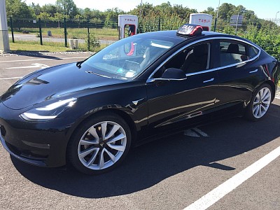 Taxi Rouen Tesla 3